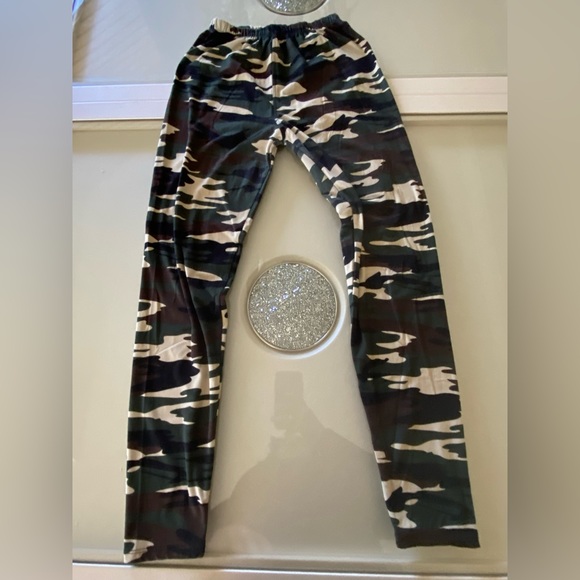 Camouflage leggings used but in good condition, super comfortable size M - Picture 7 of 9